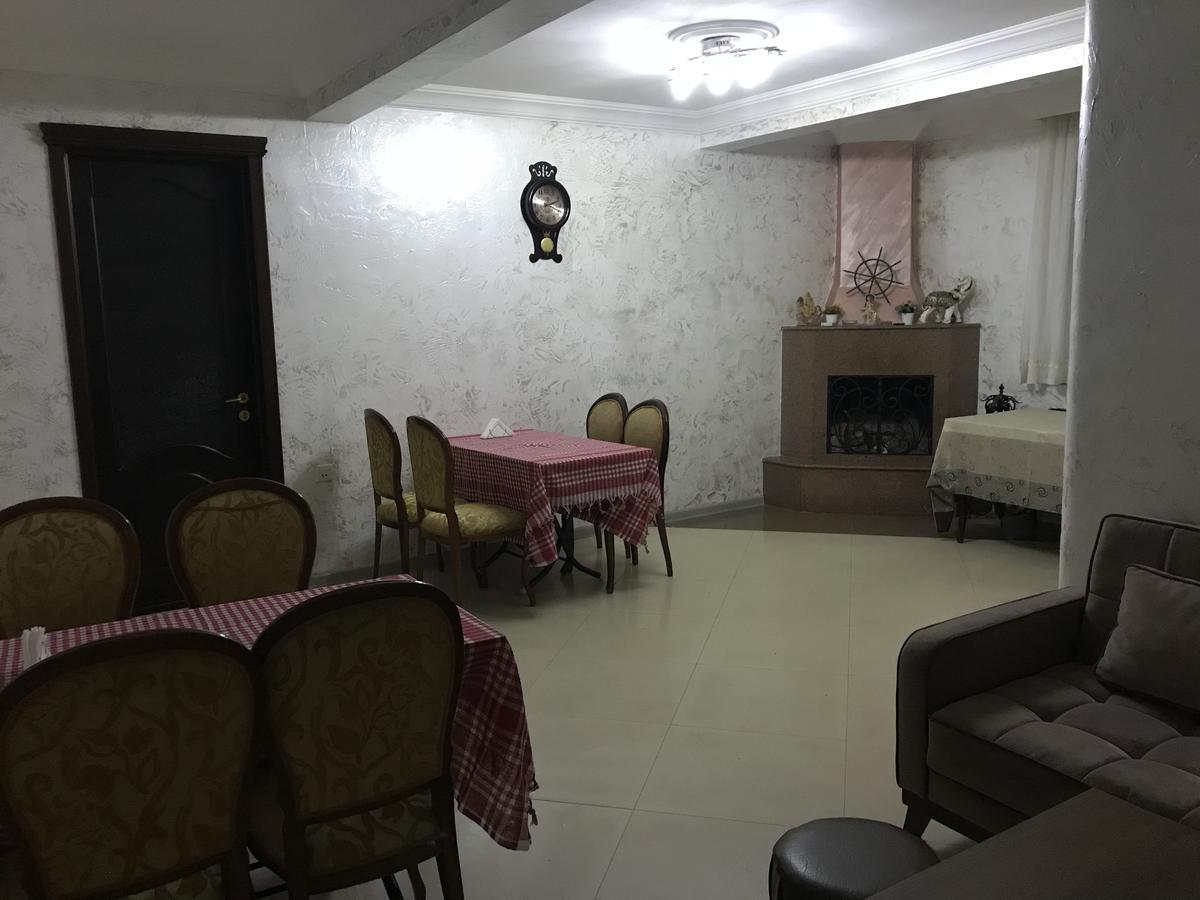 Nani'S Sweet Home 巴统 外观 照片